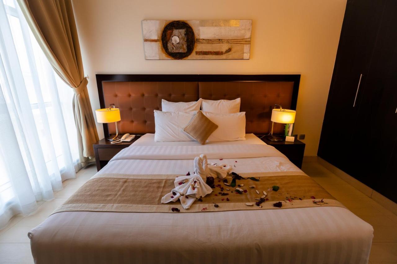 Imperial Suites Hotel Доха Екстериор снимка