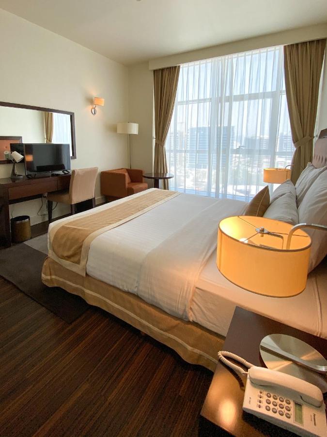 Imperial Suites Hotel Доха Екстериор снимка
