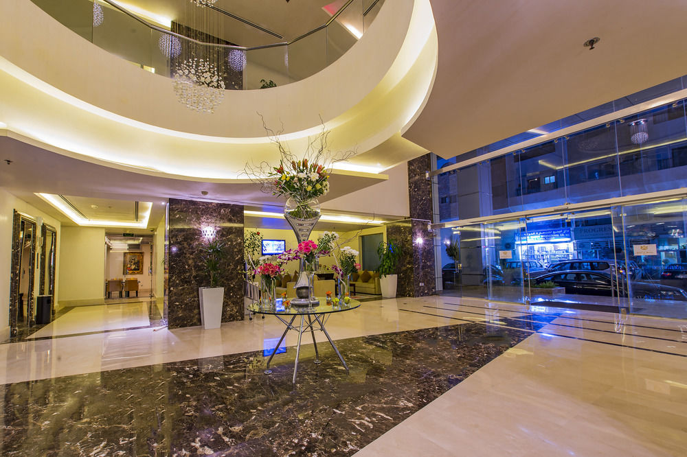 Imperial Suites Hotel Доха Екстериор снимка