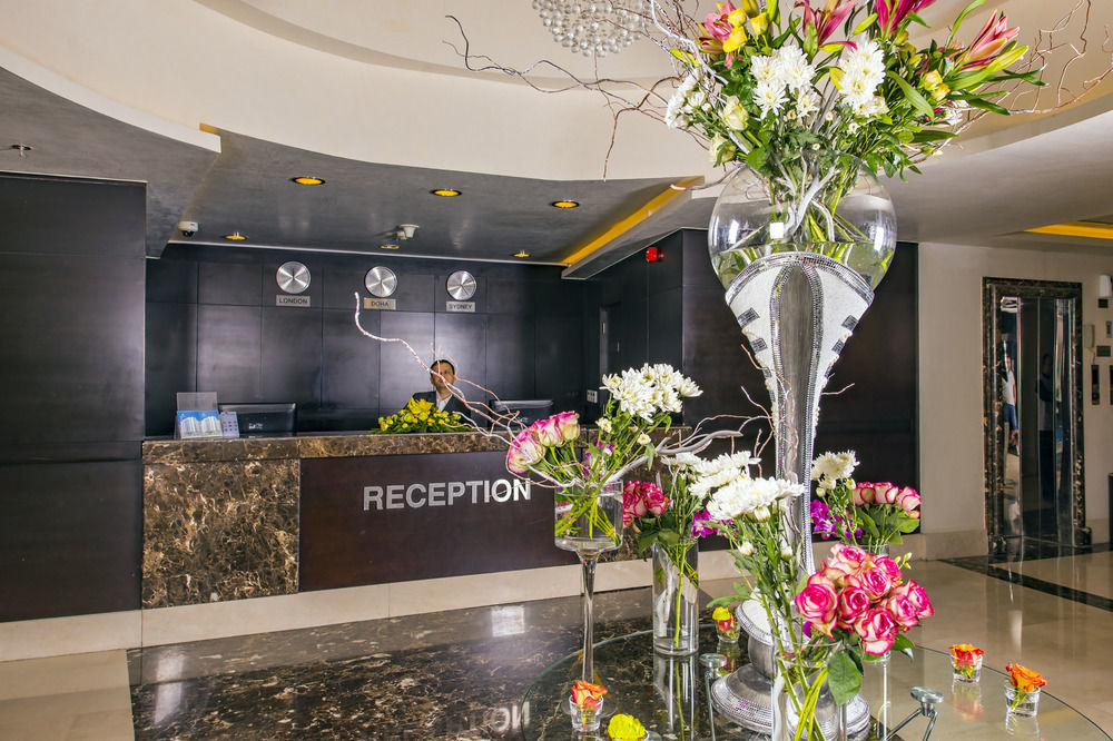 Imperial Suites Hotel Доха Екстериор снимка