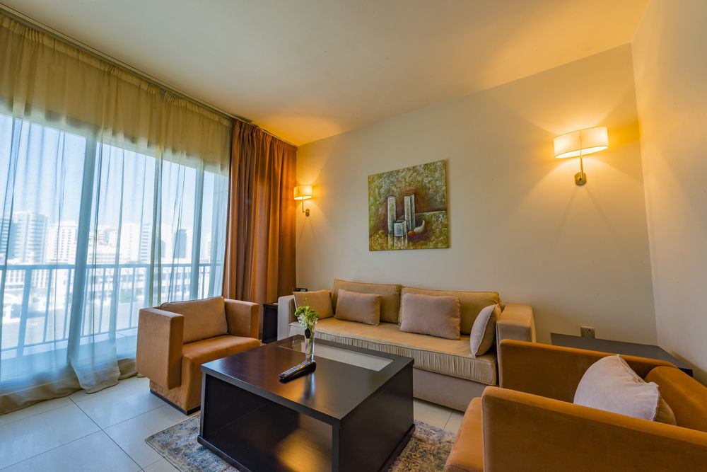 Imperial Suites Hotel Доха Екстериор снимка